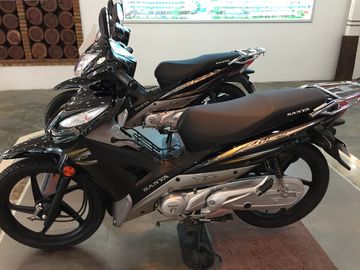 China 110CC EngineGas Powered Motorcycle , Sanya Bike Elastic Seat LED Spotlight supplier